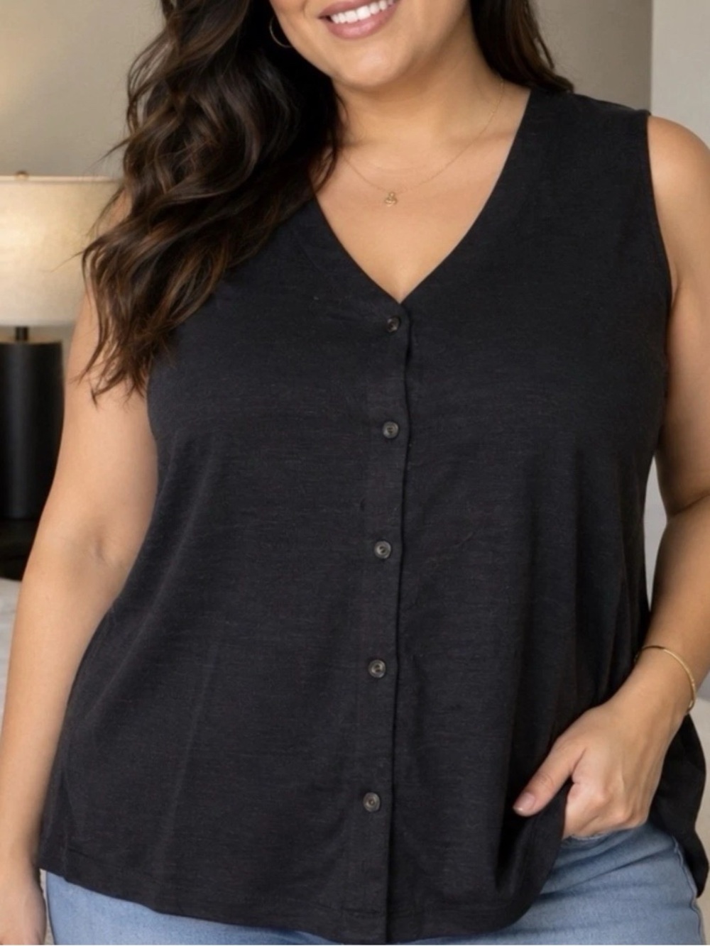 Cuddl Duds Black Sleeveless V‑Neck Button Front Tank